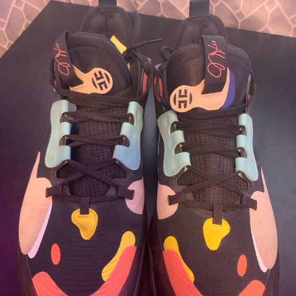 HARDEN VOL. 5 FUTURENATURAL SHOES with box - Picture 3 of 4